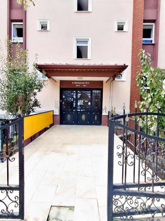 Modern Evlerde 1+1 Bahçe Katı Apart Daire 1