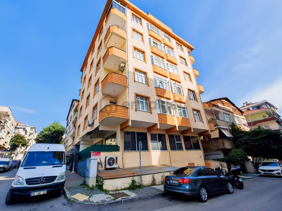 Aydıntepe De Marmaray Ve E5 E Yakın Konumda Kiralık 3+1 Daire 1
