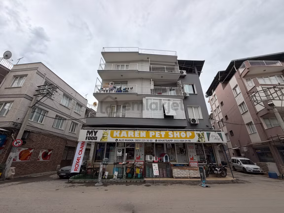Çamdibi Burak Reis Caddesi Üzerinde 2+1 Kiralık Daire Teraslı 2