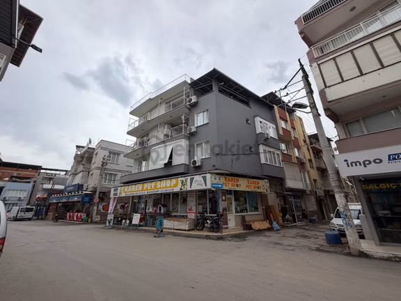 Çamdibi Burak Reis Caddesi Üzerinde 2+1 Kiralık Daire Teraslı 1