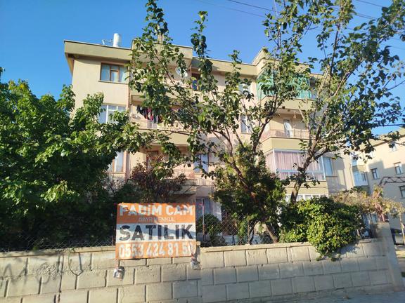 Fadim Cam Gayrimenkul Den Selahattin Eyyübi Mh. Satılık Daire 1