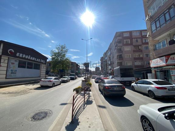 Yalova Tam Merkezinde Kiralık 2+1 İçi Sıfır Yapılı Asansörlü 2