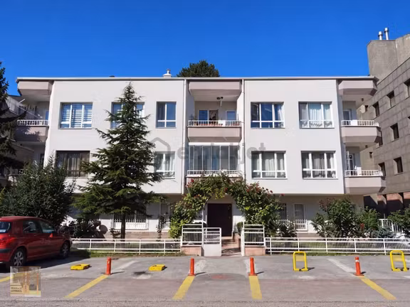 Gaziosmanpaşa Yeni Foça Sokak'ta 3+1mobilyalı Lüx Kiralık Daire 2