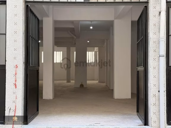 Bayrampaşada Düz Giriş Dükkan 2