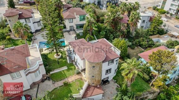 Alanya Kestel Mah. Havuzlu Site İçi Müstakil Tripleks Villa 2