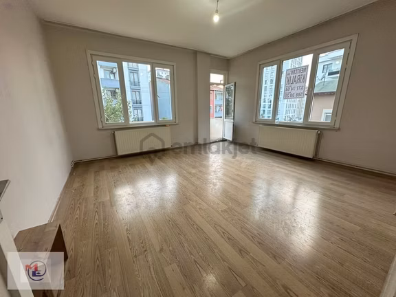 Mertcan'dan Yakacık Yeni Mah 3 Balkonlu 3+1 Geniş Kiralık Daire 1