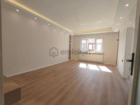 Yılmaz Gayrimenkul Plevene Mh 3+1arakat Lüx Yapılı 3.975pz 130m2 2