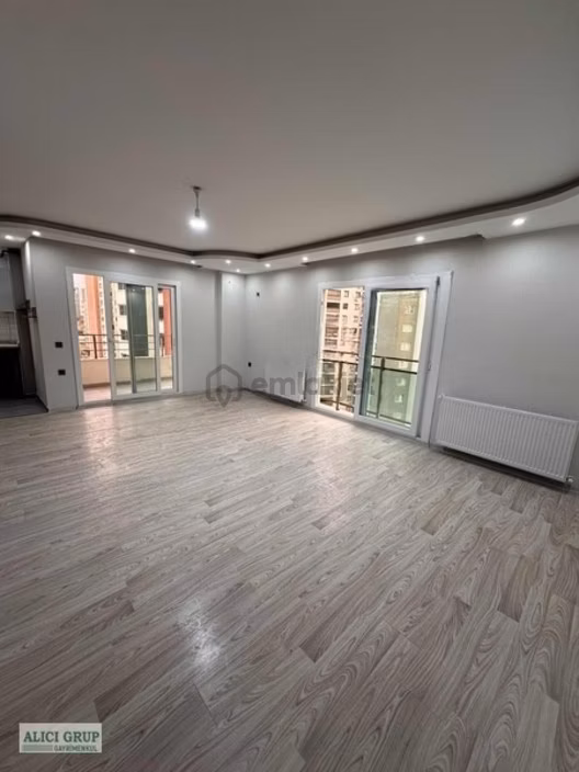 #stad Yanı Site İçi Kombili Kiralık 3+1 Daire 2