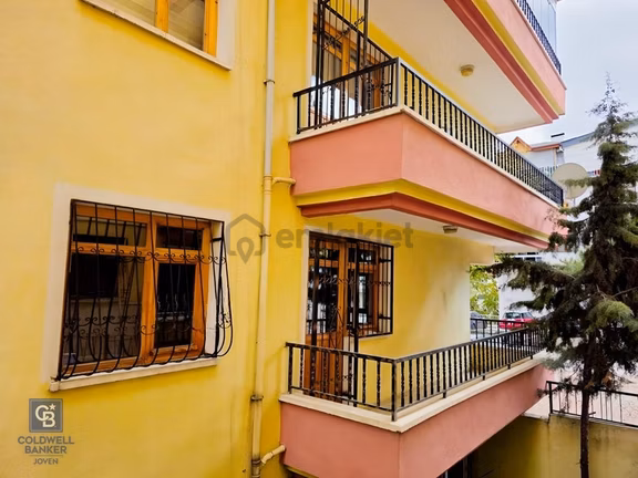 Keçiören Çiçekli Mahallesinde Kiralık 3+1 Daire 2