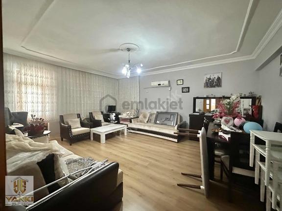 Bölgenin En Genişi 3+1 150m2 Tramvay Yolu Üzeri Arakat Fırsat 2