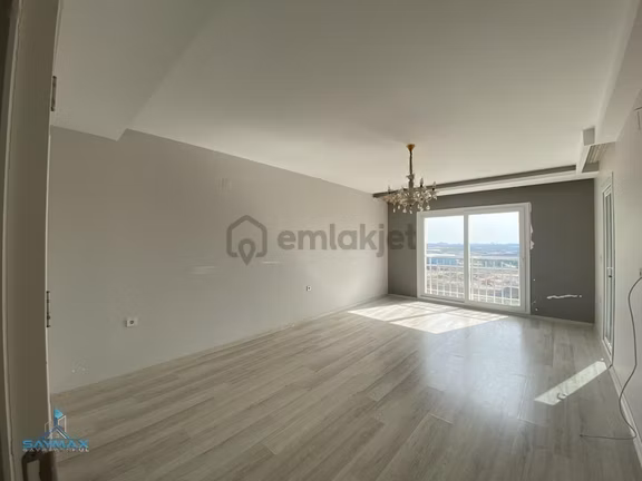 Karataş Blv. 3+1 165 M2 Doğalgazlı Kapalı Mutfak Kiralık Daire 1
