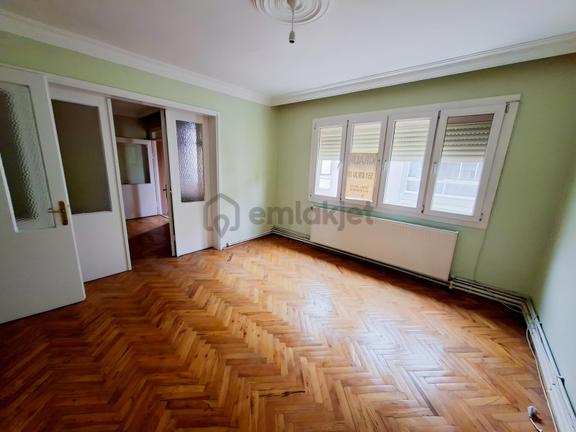 Akhisar Atatürk Mah Kiralık 3+1 1