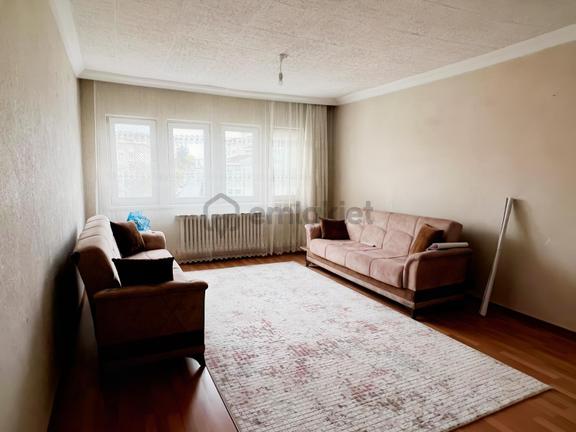 Kartal'dan Emekevler Sitesinde 2+1 Merkezi Sistem Ara Kat Daire 2