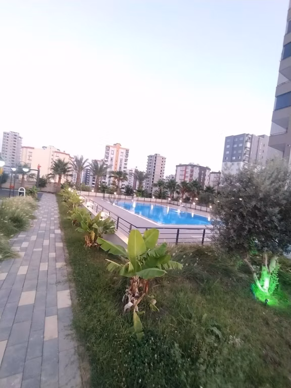 Acill Satılık Havuzlu, Güvenlikli Sitede Yatırımlık 2+1 Daire! 1