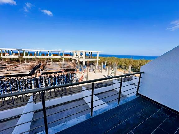 Kktc Lj Parkta Deniz Kenarında Satılık 1+1 Loft Daire 2