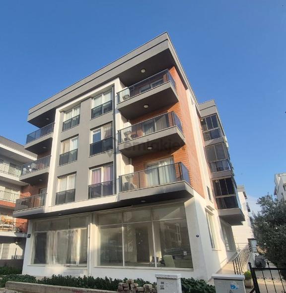 İzmir Menemen Seyrek Merkezi Konumda Eşyalı Kiralık 1+1 Daire 2