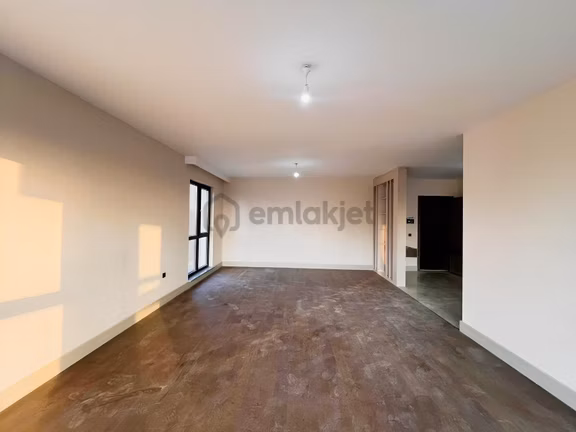 Senkron Beytepe'de 4+1 Önü Açık 6.katta 2