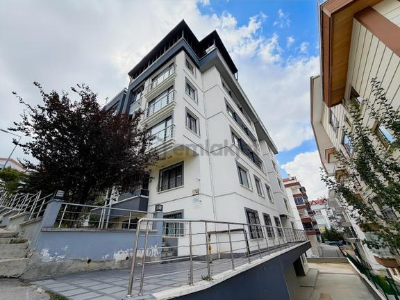 Dikmen'de Ebeveyn Banyolu 3+1 Kiralık | Tekce 2