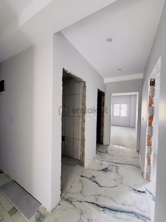Sofudede Mahallesinde 2+1 Kapalı Mutfak Satılık Daire 2