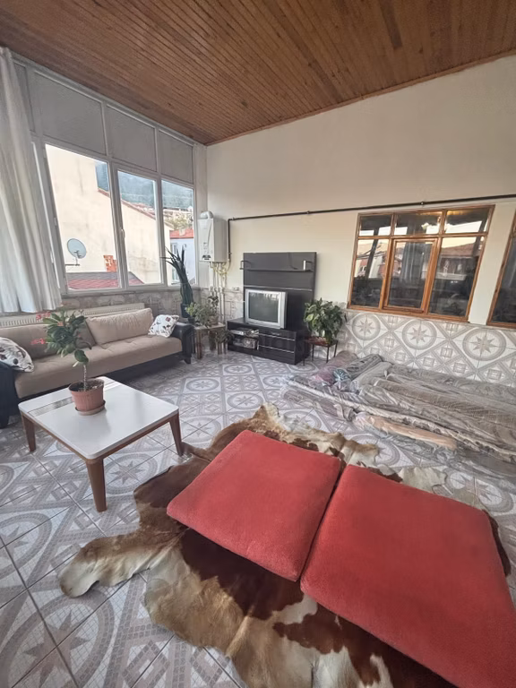 Metropol Emlaktan Bağbaşında Fuleşyalı Kiralık Çatıkat 1