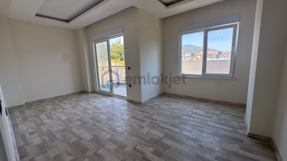 Alanya Demirtaş’ta Ayrı Mutfaklı 2+1 Eşyasız Kiralık Daire 2