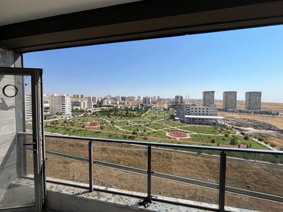 Mehmetçik Mahallesi 4+1 Geniş Balkonlu Satılık Daire 1