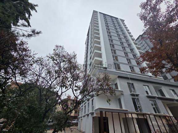 Hasköy Yıldıztepe Esat Arseven Caddesi Üzeri Arakat Lüx 4+1 2