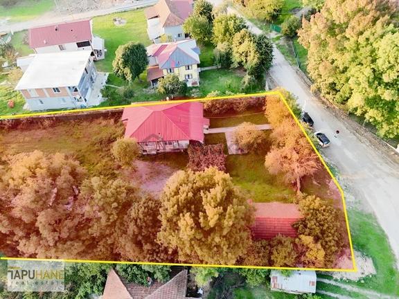 Tapuhane'den Uzuncaorman Köyünde 4680 M2 Arsa İçinde Müstakil Ev 1