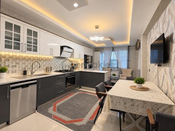50 Metre Yol Üstü/ Stadyum Civari 4.5+1 Lüks Dairemiz Satılıktır 2