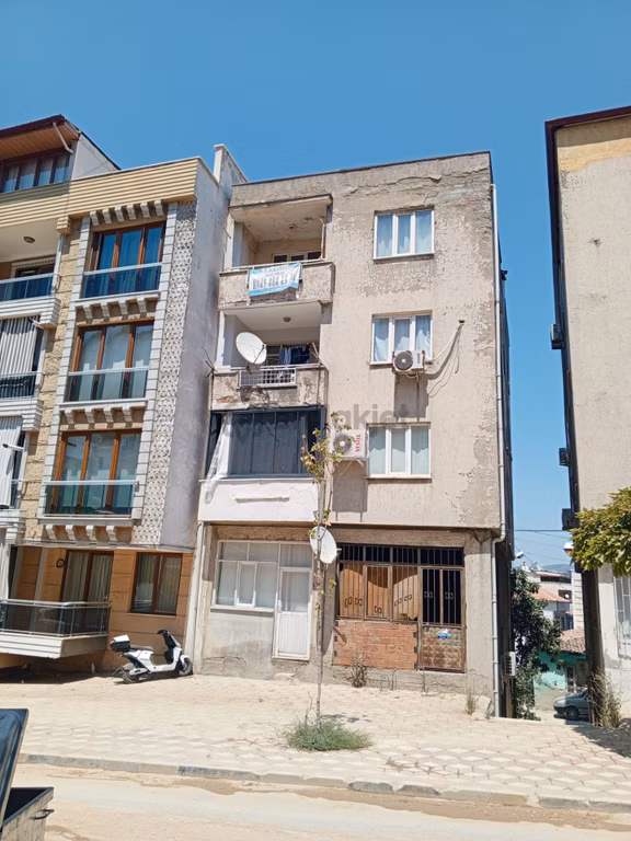Manisa Soma Merkezde Uygun Fiyata Daire 1