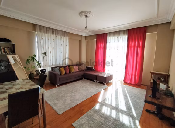Mertcan'dan Cumhuriyet Mahallesi'nde 2+1 Satılık Daire 1