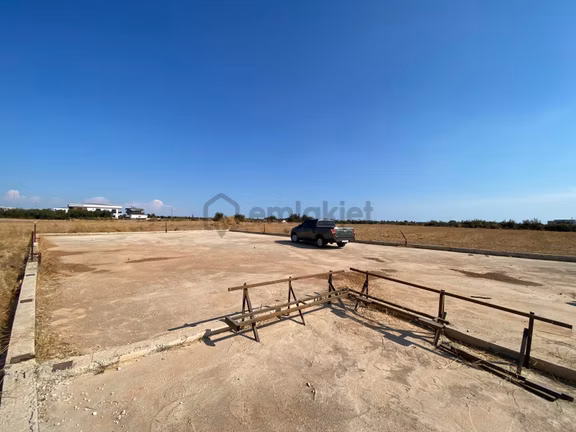 Altınkale'de Palm City Bölgesi Satılık İmarlı Parsel 2