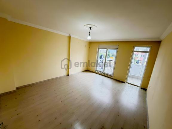 Erenköy Mah. 2+1 Arakat Ayrı Mutfak(doğalgaz)kapalı Pvc Balkon 2