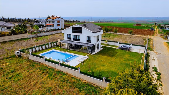 Gümüşyaka Ultralüks Havuzlu 1000m2 Arsa İçinde 360m2 Sıfır Villa 1