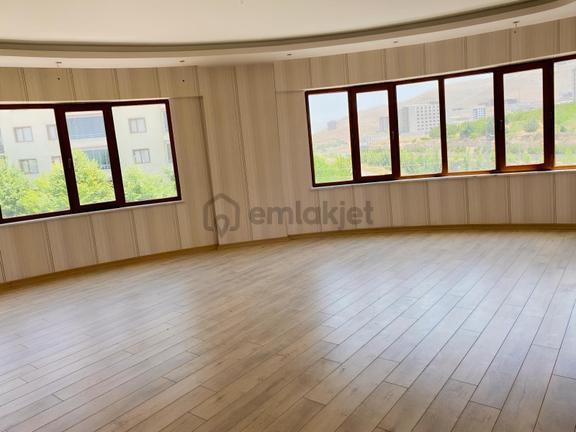 Yıldıztepe Mah. Canbaylar Tepe Towerste Satılık 4+1 Lüks Daire 2