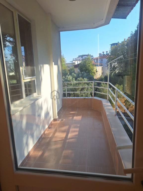 Usta Gayrimenkul'den Kiralık Doğalgazlı 2+1 Daire 2