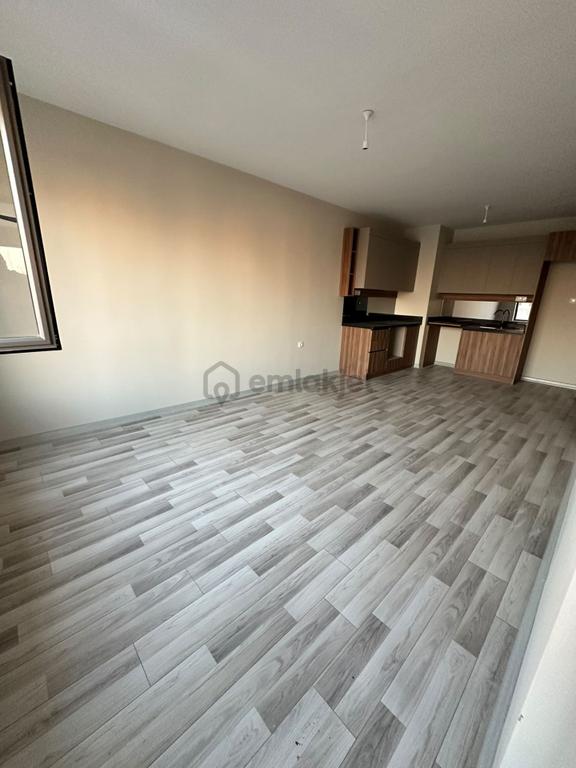 Yeşilova Mahallesi'nde 2+1 Kiralık Daire 2
