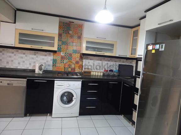 İstanbul Caddesinde 2+1 110m2 Komple Eşyalı Kombili Boyalı Temiz 2