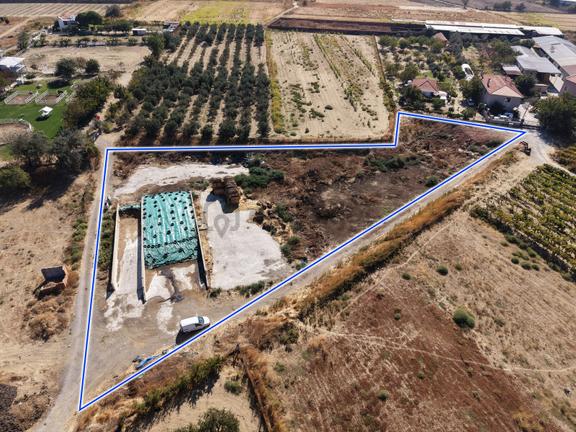 Mermerli'de Su Ve Elektrik Yakını Yolu Mevcut 5968 M2 Tarla 2