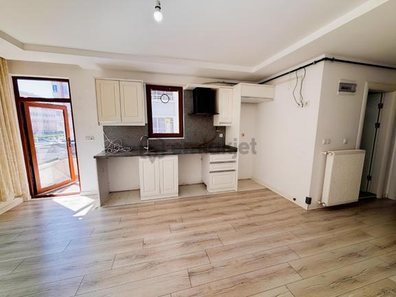Ümmihan Abayaz'dan Atakum Yenimahalle'de Kiralık 1+1 Daire 1