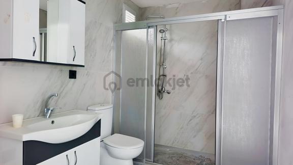 Pelitlibağda Geniş 1+1 Teraslı Kiralık Apart 2