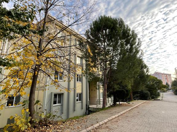 Beyaz Gayrimenkulden Toki D Bloklarda Satılık 3+1 Daire 1