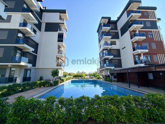 Kepez De Havuzlu Site İçi Satılık 1+1 1