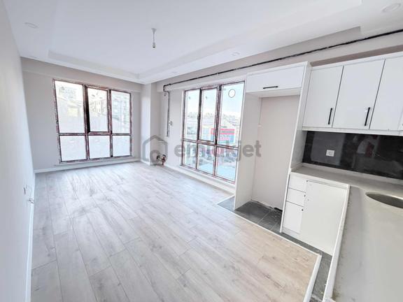 Sefaköy İnönü Mahallesi Satılık 1 + 1 Rezidans 2