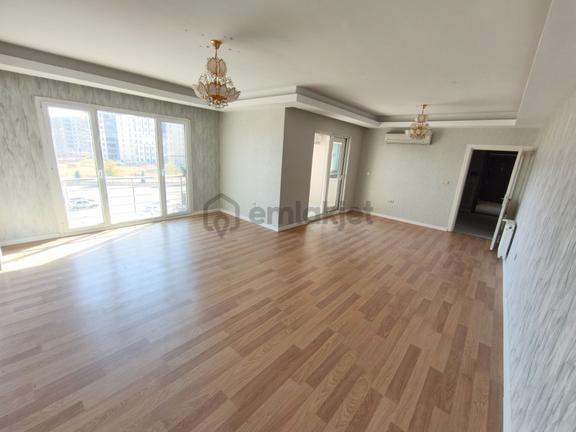 Kuruluş Gayrimenkulden Seyrantepede Kiralık 3+1 Ara Kat Daire 1