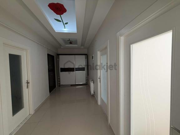 Yusuf Karadağlıdan 100. Yıl Karşısı Kiralık 3+1 Daire 2