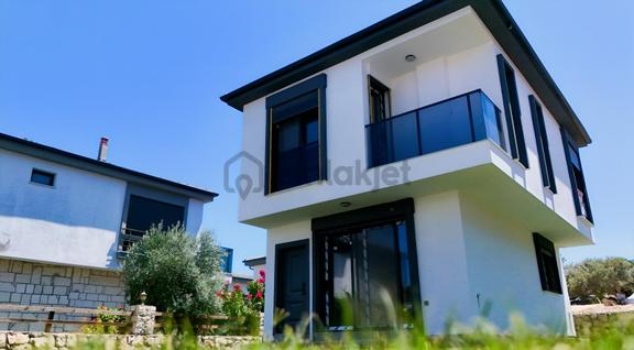 Karaburun Mimoza Koyuna 600m Mesafede Tam Müstakil Villa 1