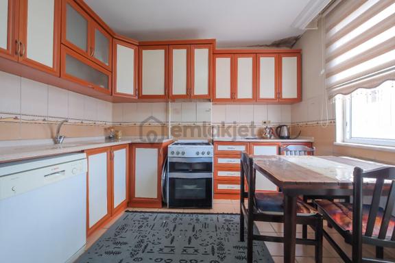 Antalya Muratpaşa Cumhuriyet Mah'de 2+1 Satılık Daire 2