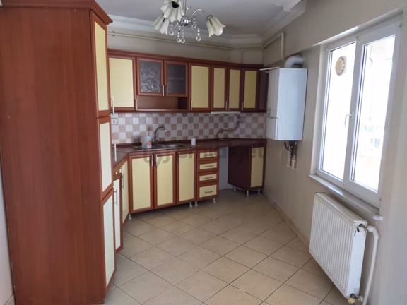 Berrak Sitesinde 2+1 Arakat Kiralık Daire 2