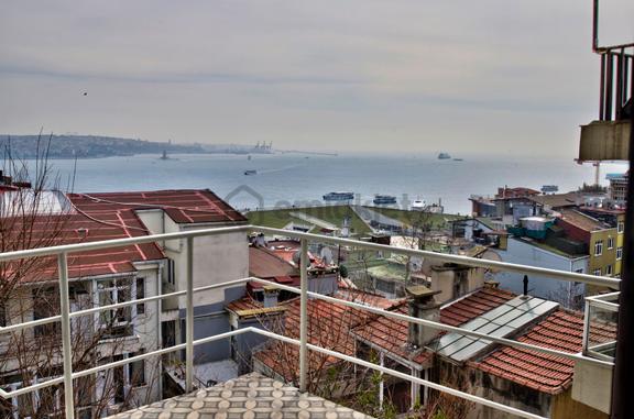 Gümüşsuyunda Boğaz Manzaralı, Geniş 2+1 Daire 2